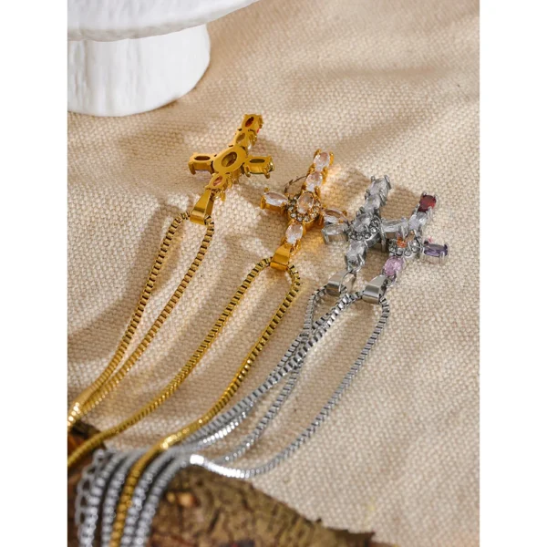 Colar Cruz Banho em Ouro 18k - Imagem 2