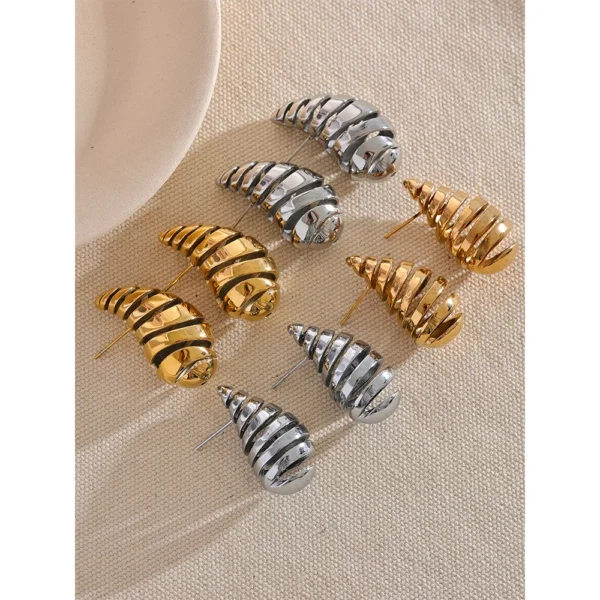 Brinco Gota Parafuso Banho em Ouro 18k