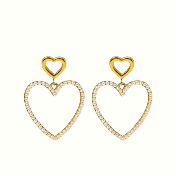 Brinco Coração e Pérolas Banho em Ouro 18k