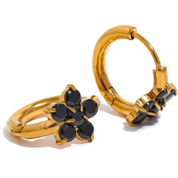 Brinco Argola em Flor Banho em Ouro 18k