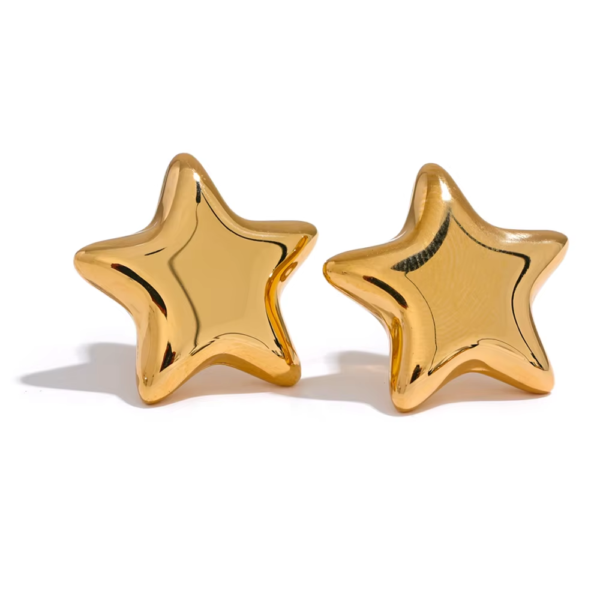 Brinco Star V Banho em Ouro 18k