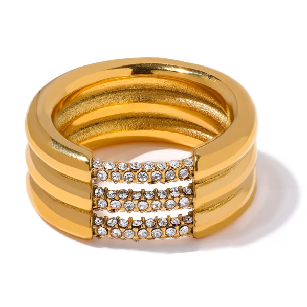 Anel Triplo Zircônias Banho em Ouro 18k