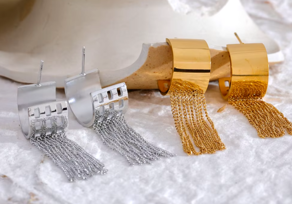 Brinco Cortininha Banho em Ouro 18k - Imagem 2