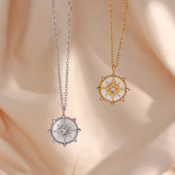 Colar Estrela Rosa dos Ventos Banho em Ouro 18k - Imagem 6