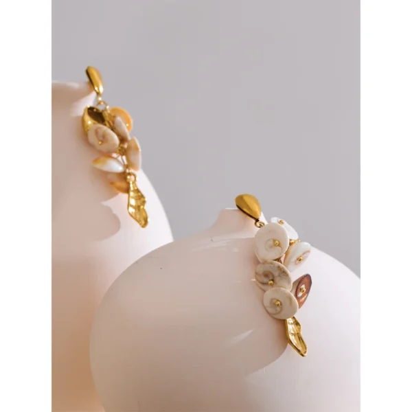 Brinco Conchas Banho em Ouro 18k - Imagem 3