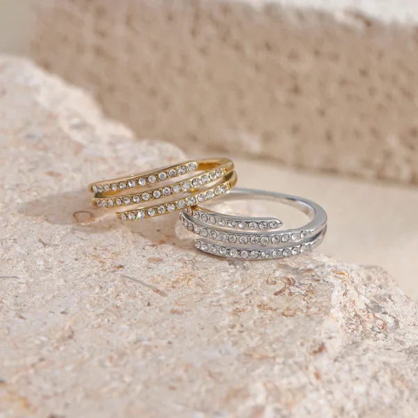 Anel Camadas Zircônias Banho em Ouro 18k - Imagem 2