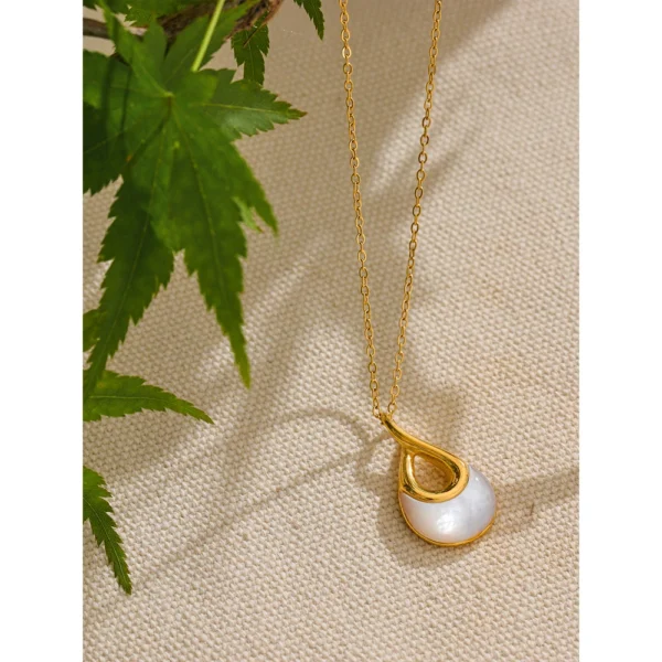 Colar Gota com Pedra Natural Banho em Ouro 18k