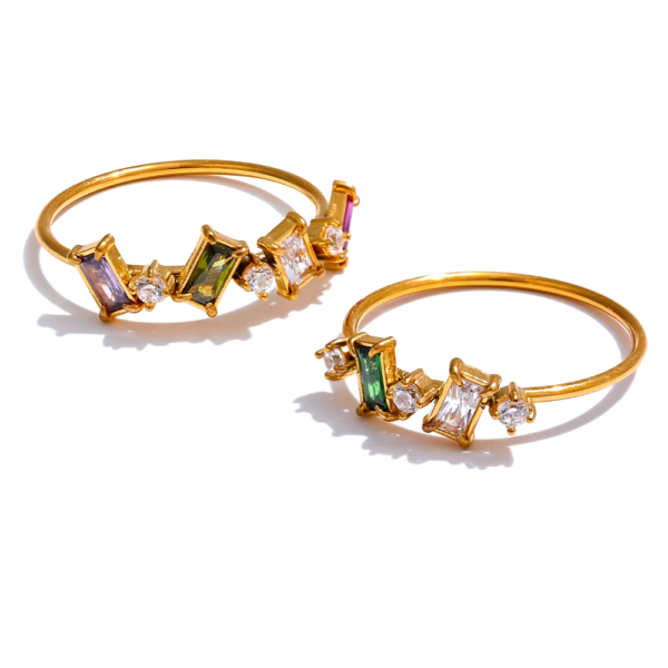 Anel Zircônias Banho em Ouro 18k