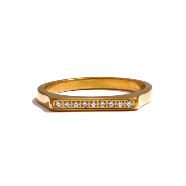Anel Aparador Cravejado Banho em Ouro 18k