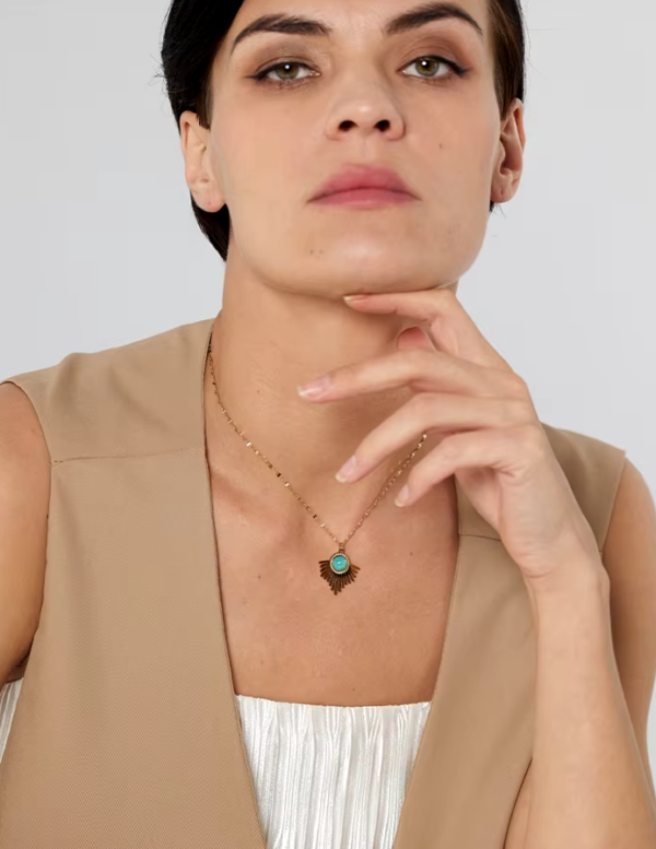 Colar Astrid com Raios e Pedra Natural  Banho em Ouro 18K - Imagem 3