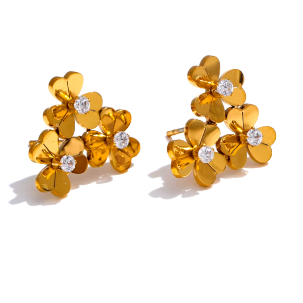 Brinco Three Flowers Banho em Ouro 18k