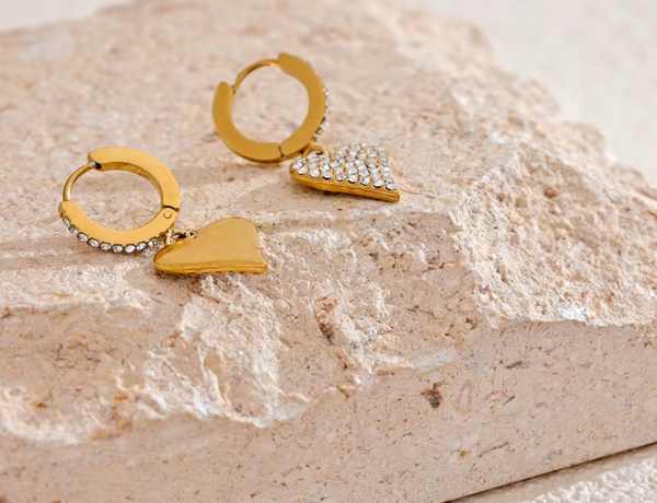Brinco Coração Cravejado Banho em Ouro 18k - Imagem 2
